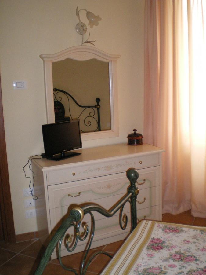 Villa Rosamaria San Chirico Raparo الغرفة الصورة